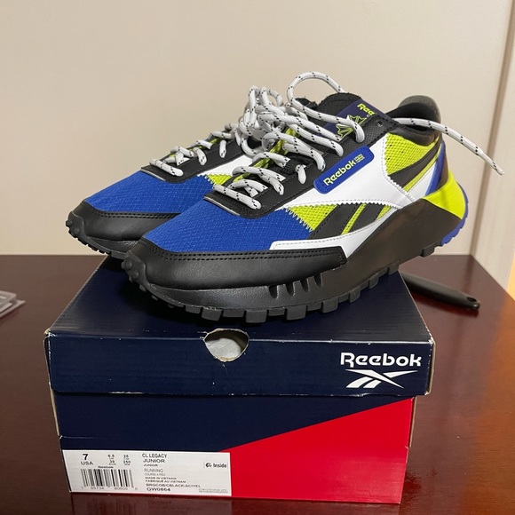 GS Reebok - Picture 2 of 2